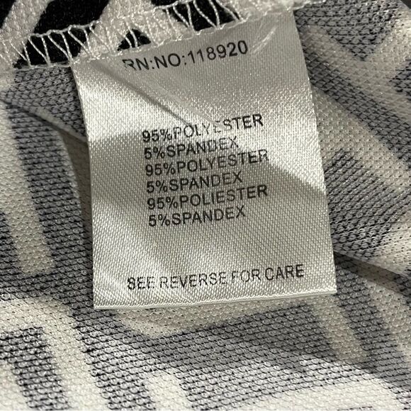 Lucy Paris geometric print sleeveless fitted dress - Picture 12 of 15